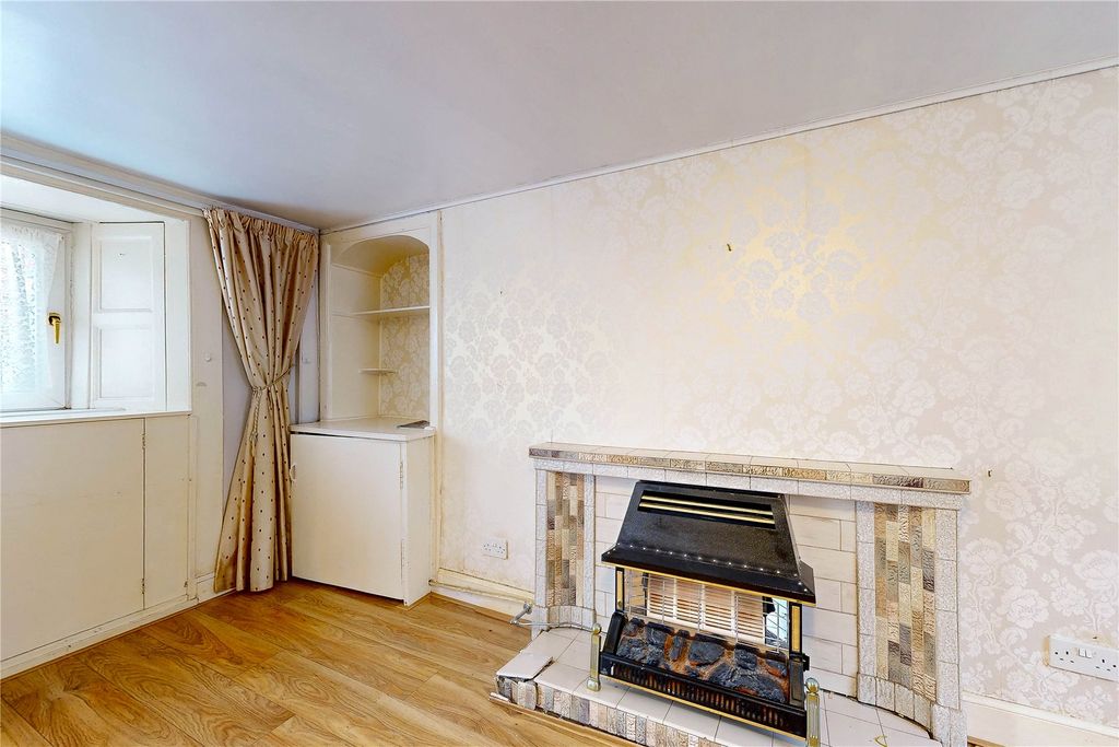 Property photo 3 of 18 Picture No. 04
