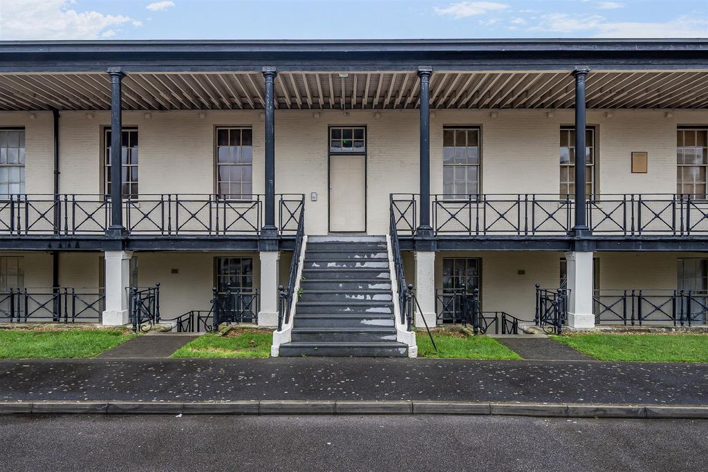 Property photo 1 of 14 Stairway