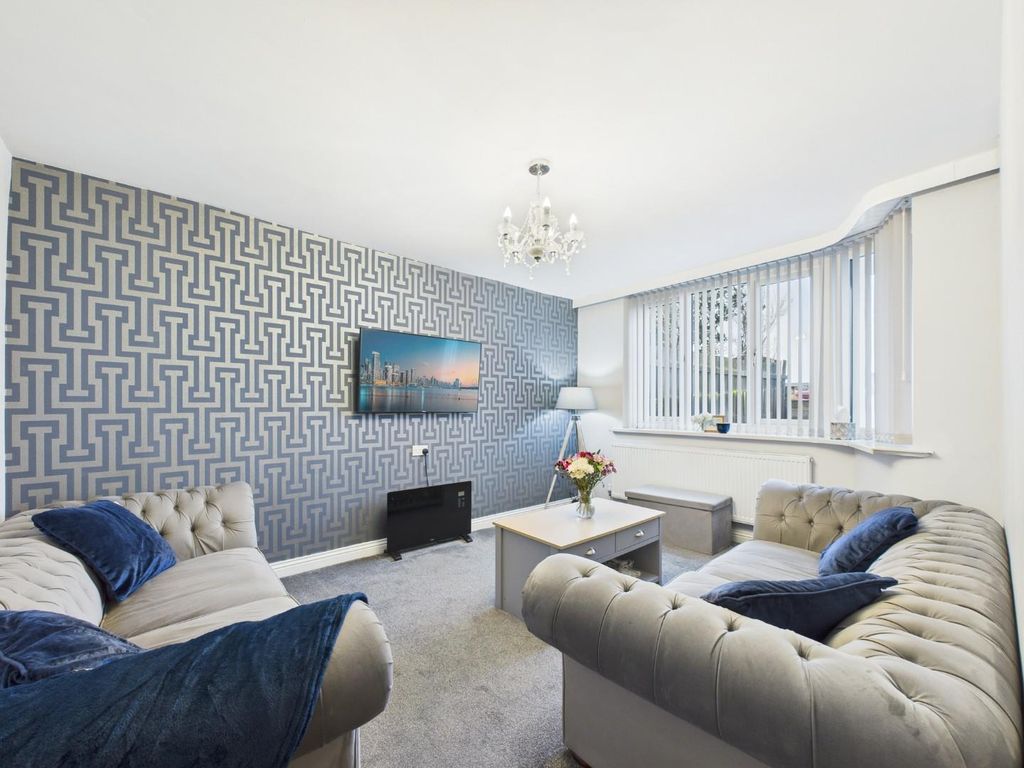 Property photo 2 of 22 Cam01268G0-Pr0424-Still001.Jpg