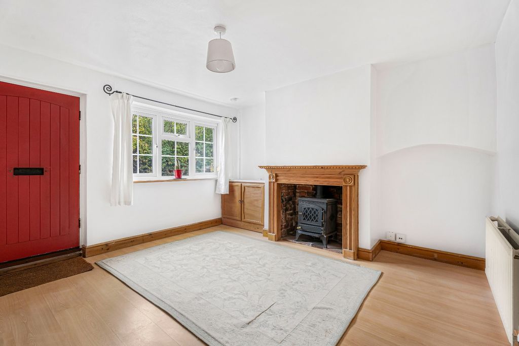 Property photo 2 of 13