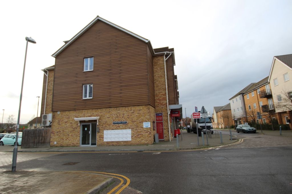 Property photo 1 of 8 Main Page