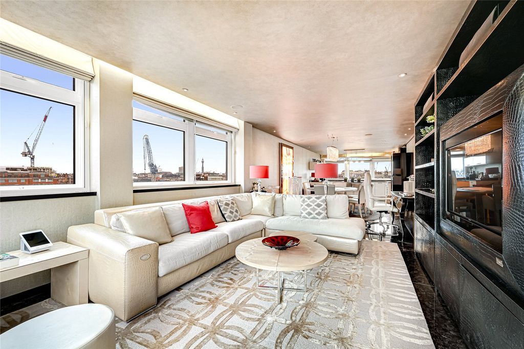 Property photo 3 of 11 Picture No. 06