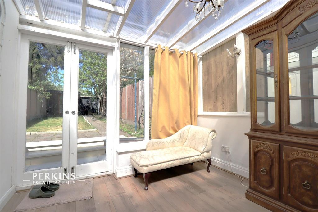 Property photo 3 of 11 Consver.Jpg