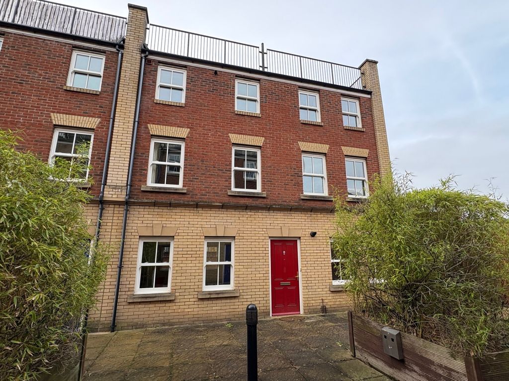 Property photo 1 of 26 Sheep Street