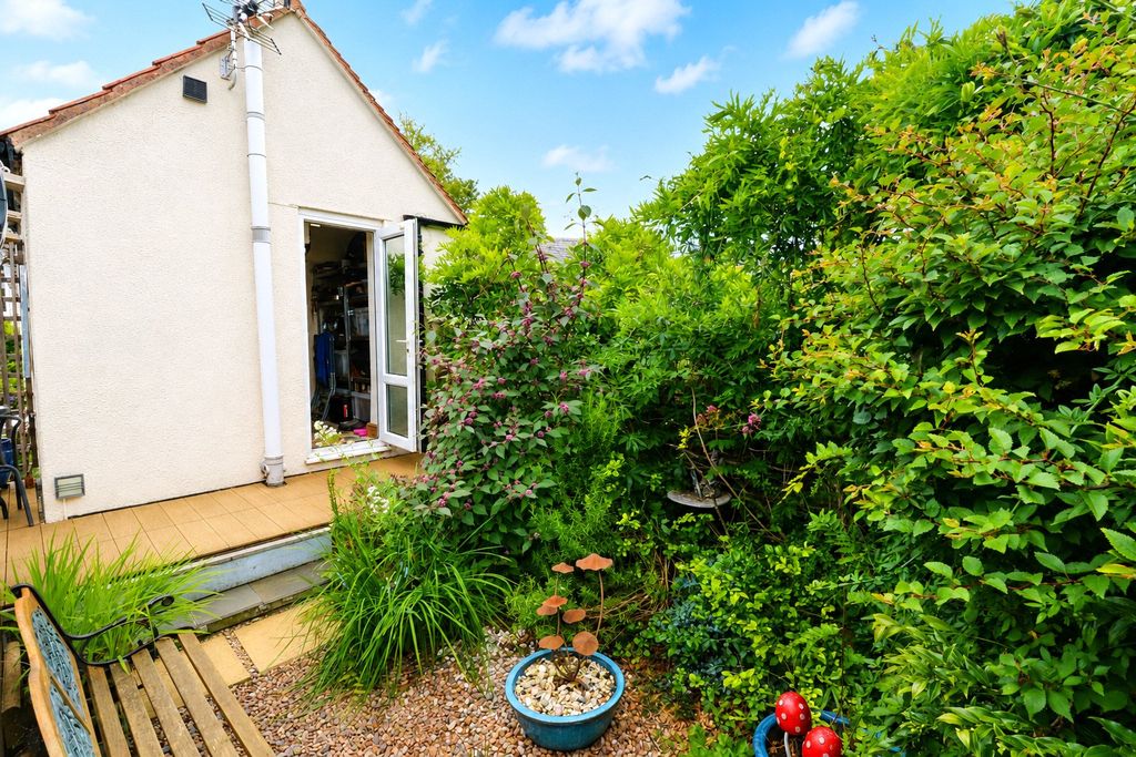 Property photo 3 of 29 3 - Picture No. 08