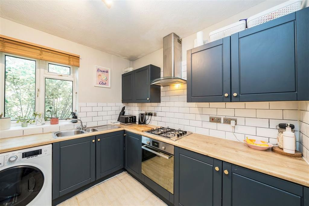 Property photo 2 of 5