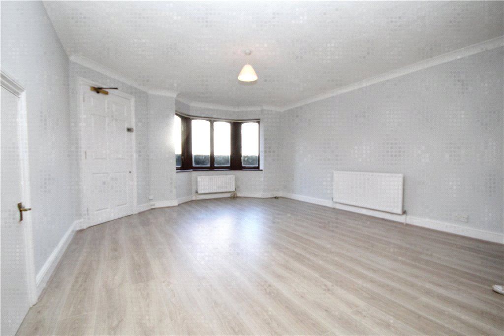 Property photo 3 of 11 Reception