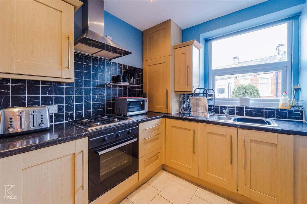 Property photo 1 of 28 9.Jpg