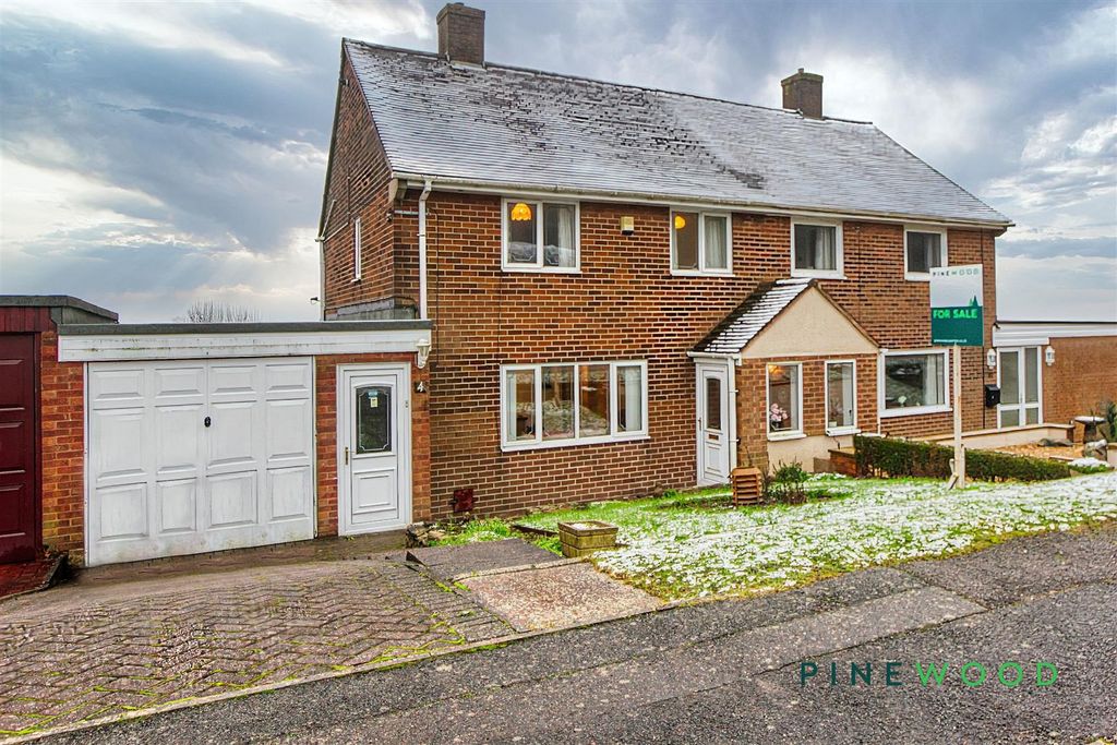 Property photo 1 of 15 Front