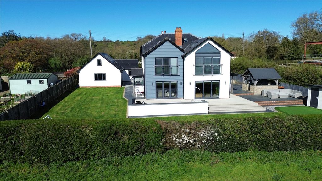 Property photo 3 of 30 Picture No. 55