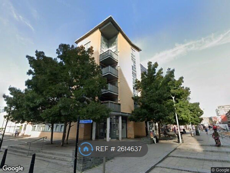 Property photo 2 of 13