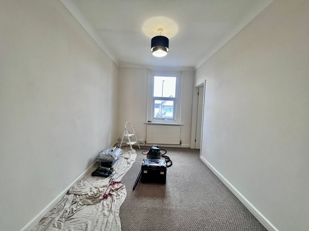 Property photo 2 of 6 Image