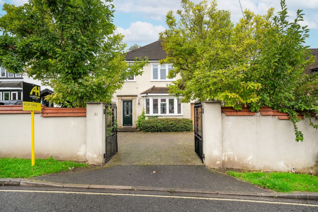 Property photo 1 of 26