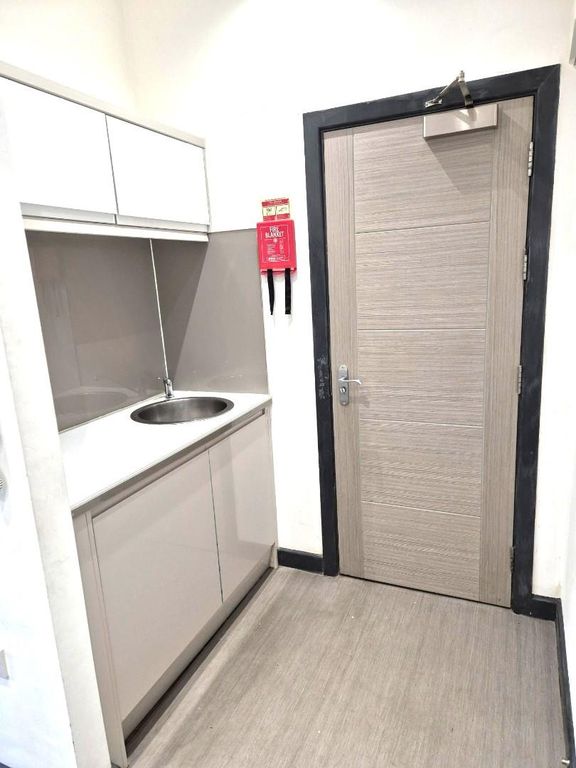 Property photo 1 of 6 1000006723.Jpg