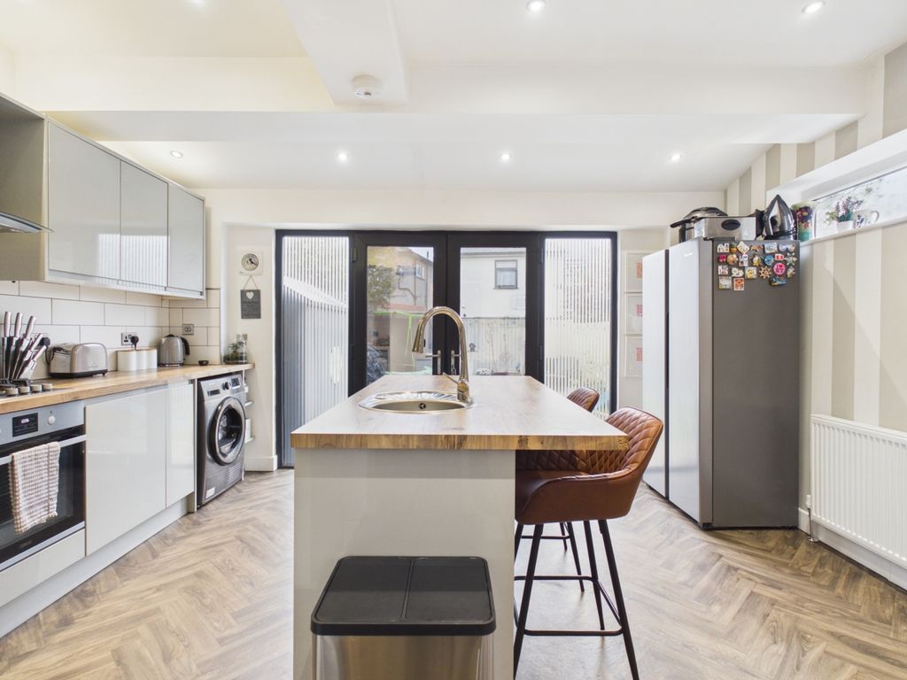 Property photo 3 of 29 Open Plan Kitchen Family Room