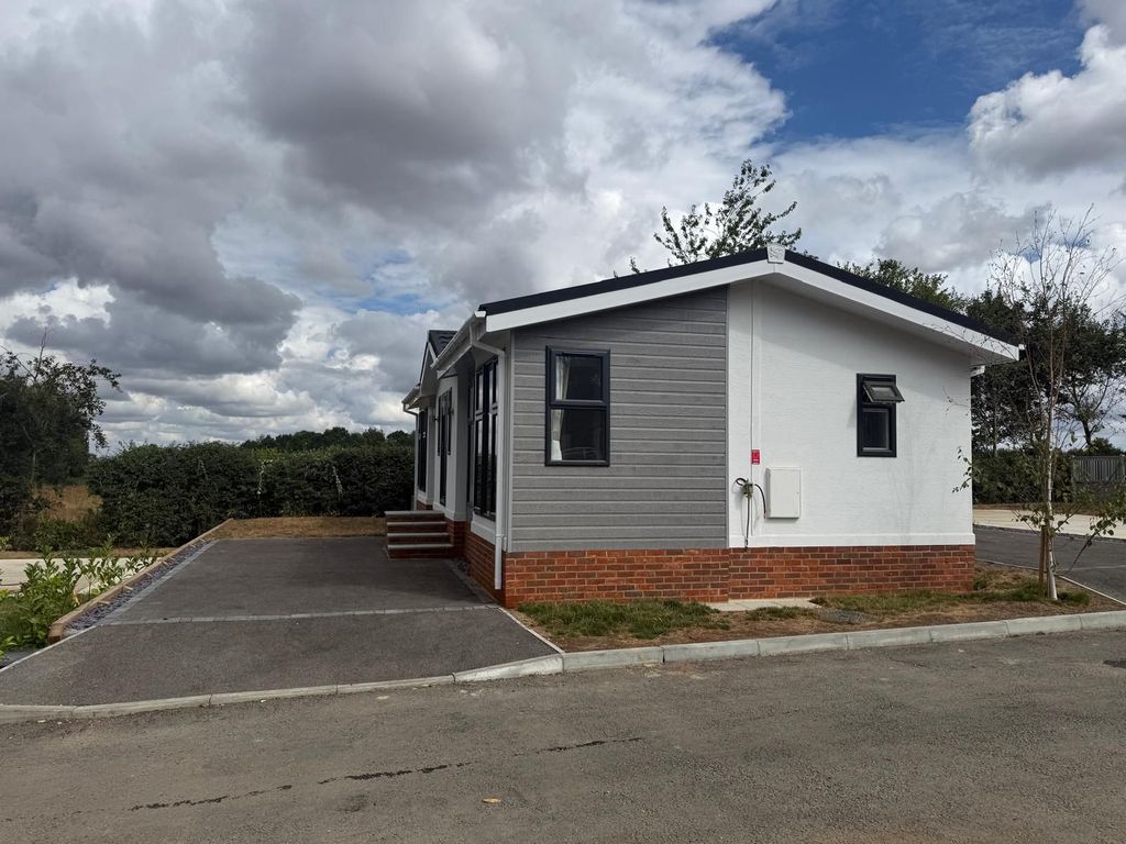 Property photo 2 of 4
