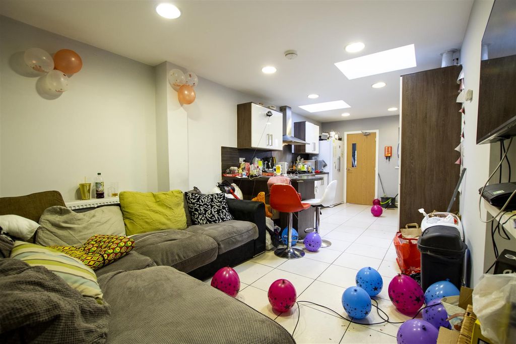 Property photo 2 of 12 Img_6827.Jpg