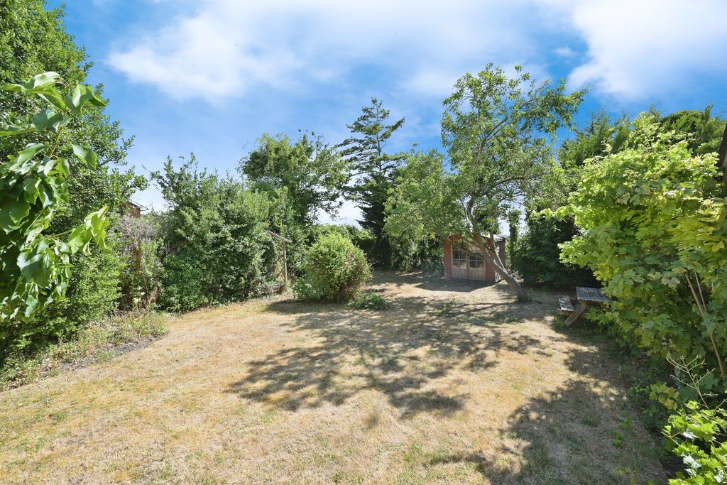 Property photo 3 of 26 Photo