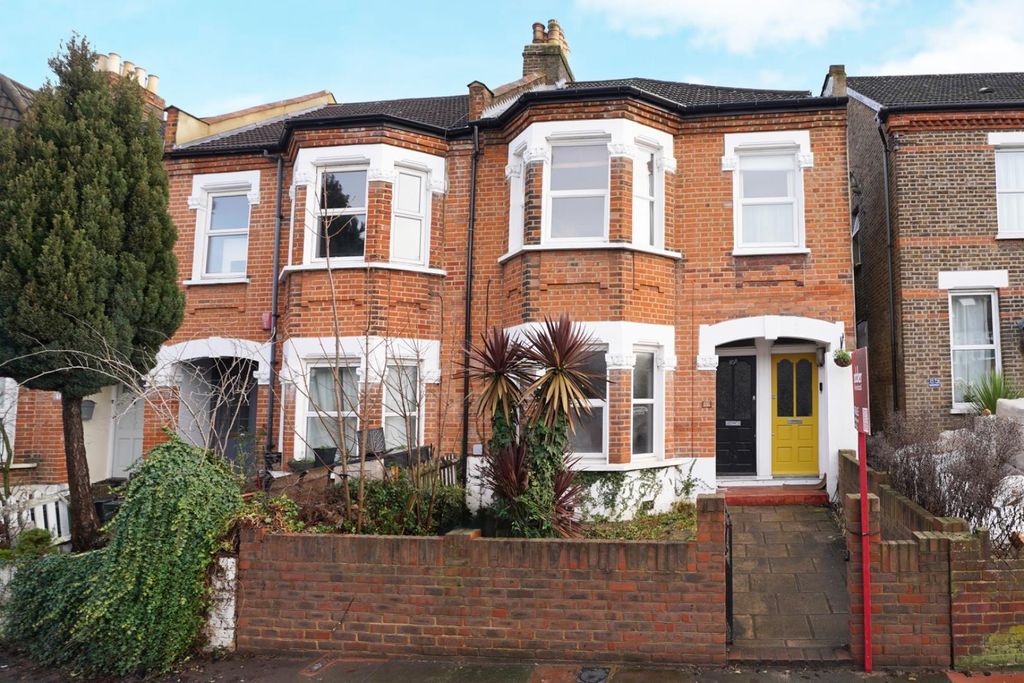 Property photo 2 of 11 External.Jpg