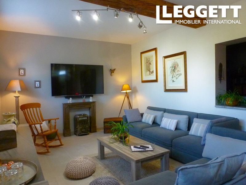 Property photo 2 of 10