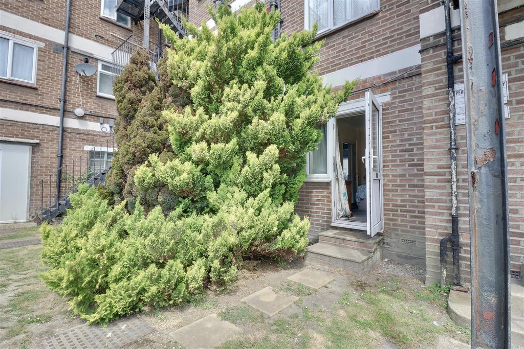 Property photo 1 of 10 0A2Ab0F0-0471-4Dea-Aa09-85A6B9Dcd1Fb_1_201_A.Jpeg