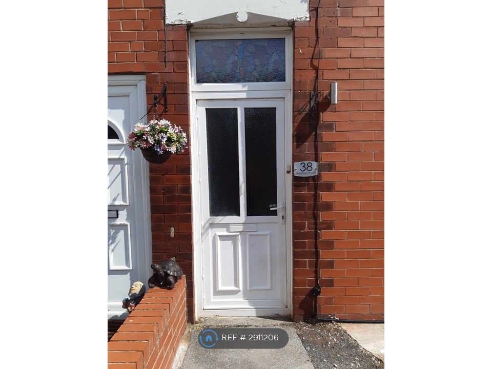 Property photo 1 of 11 Front Entrance