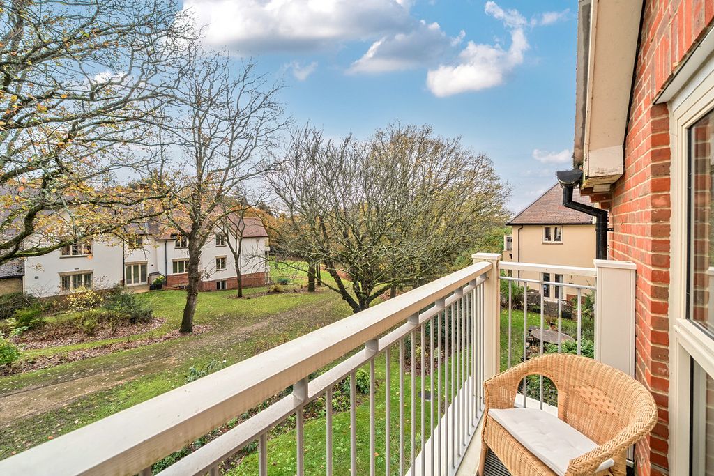 Property photo 3 of 23