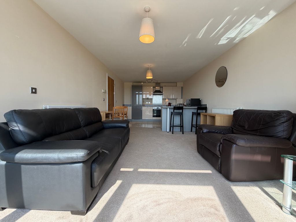 Property photo 2 of 11 Image