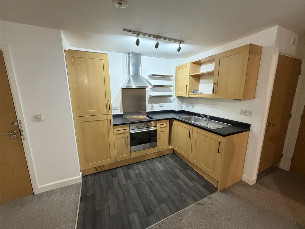 Property photo 2 of 15 20251023_142204000_Ios.Jpeg