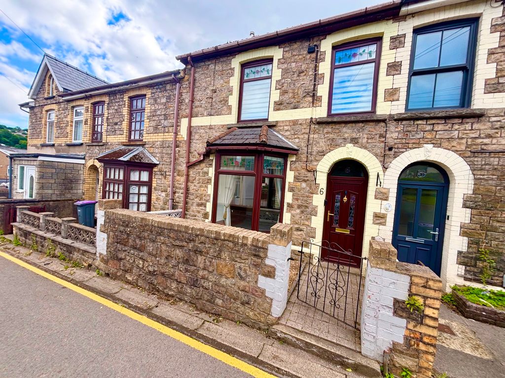 Property photo 1 of 34