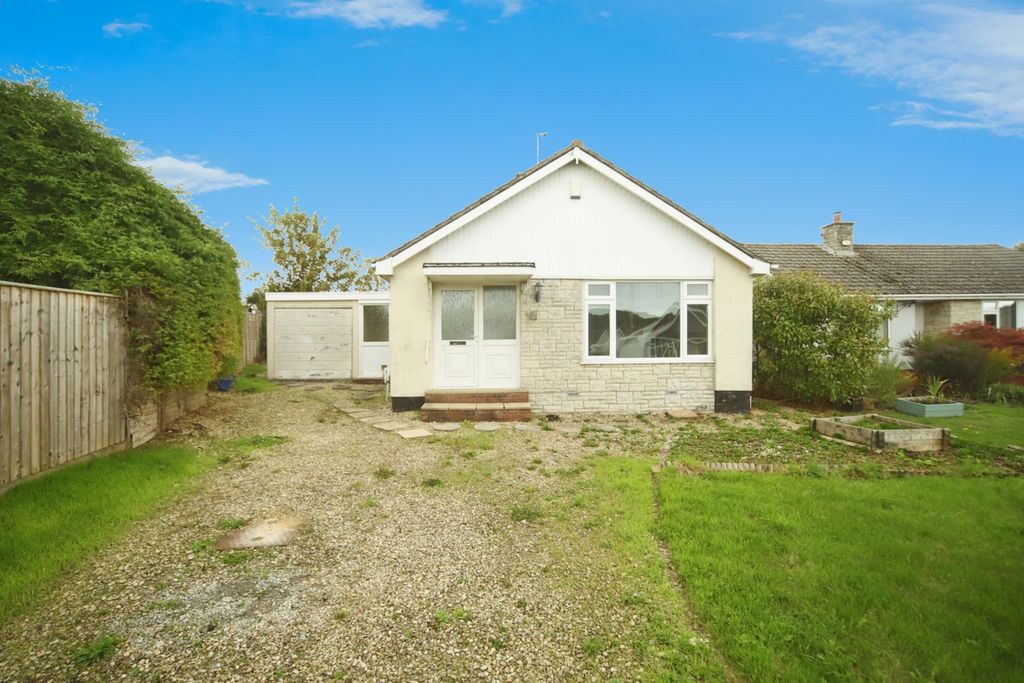 Property photo 1 of 17 Photo