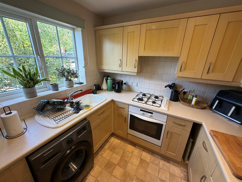 Property photo 3 of 6