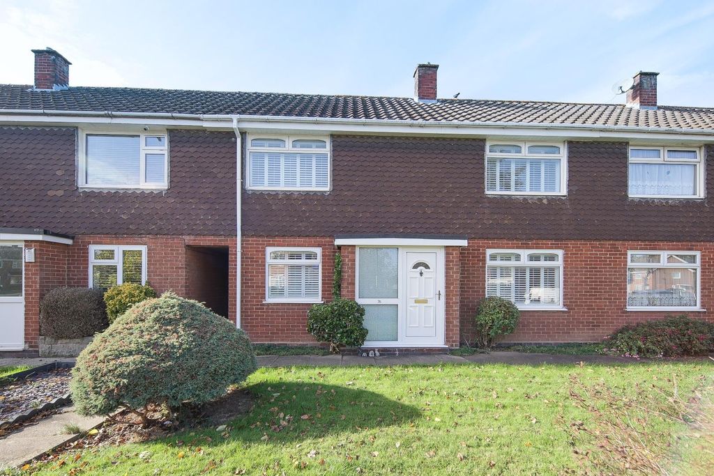 Property photo 1 of 16 Approach