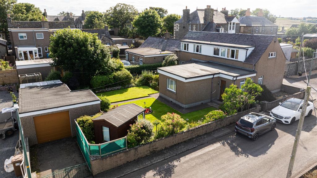 Property photo 1 of 47