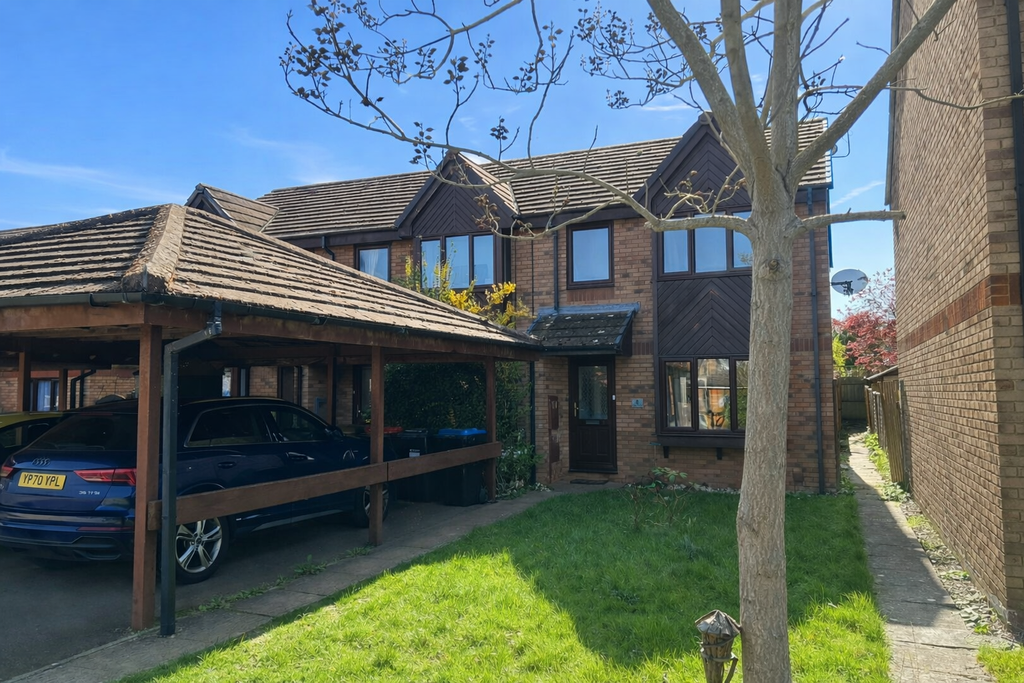 Property photo 1 of 2