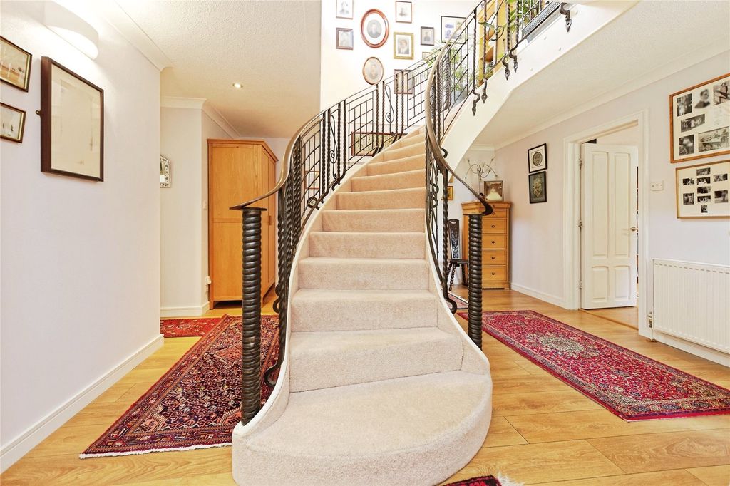 Property photo 3 of 18 Picture No. 13