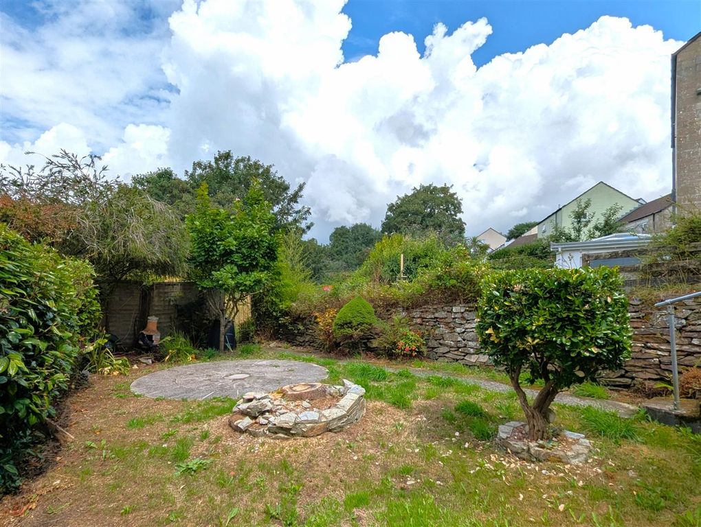 Property photo 2 of 23 Rear Garden