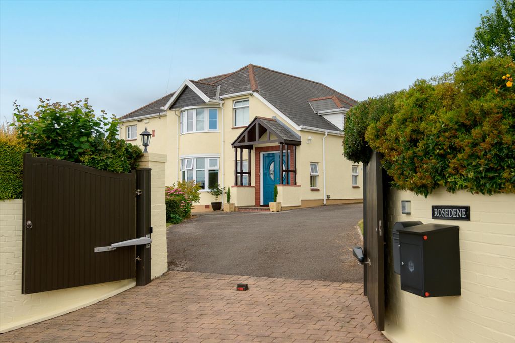 Property photo 1 of 28 Image