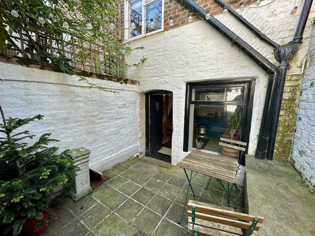 Property photo 3 of 11 Picture No. 09