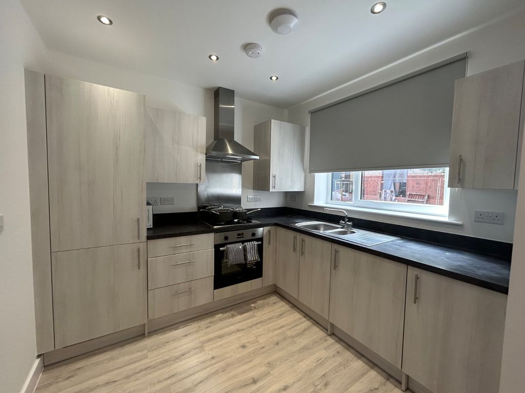 Property photo 2 of 10 Picture No. 04