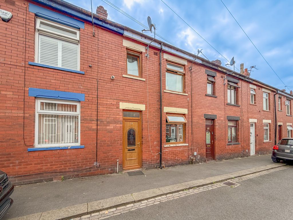 Property photo 1 of 17