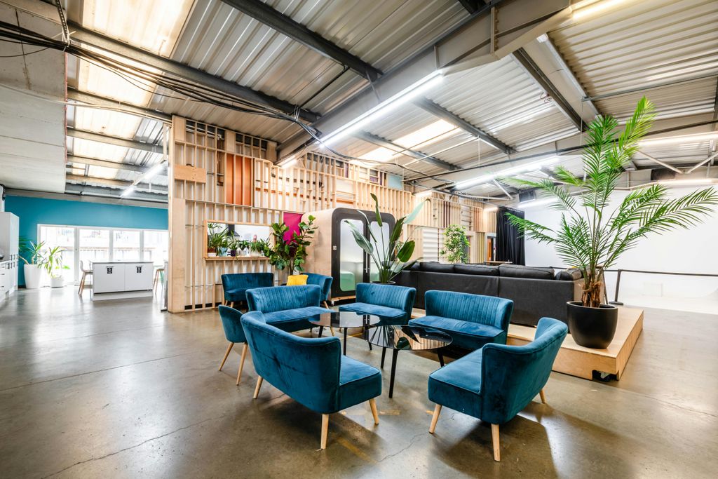 Property photo 2 of 21 Hancock 5 U5  Low Res 16.Jpg