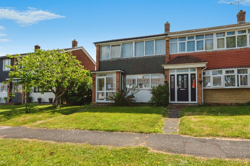 Property photo 1 of 17