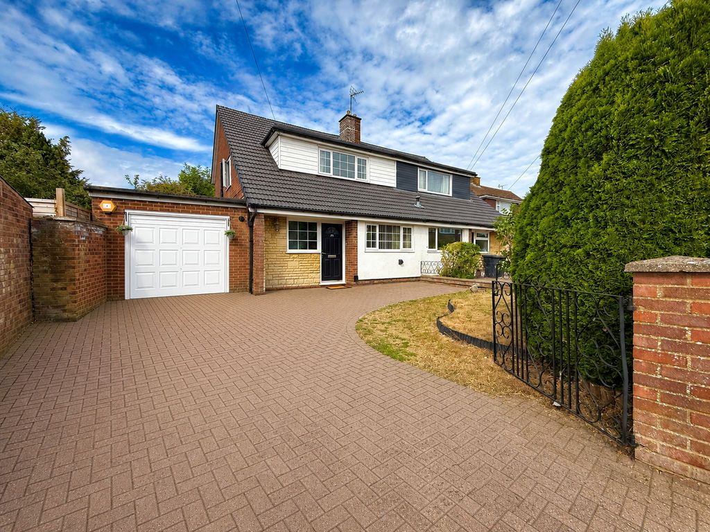 Property photo 1 of 19 Front
