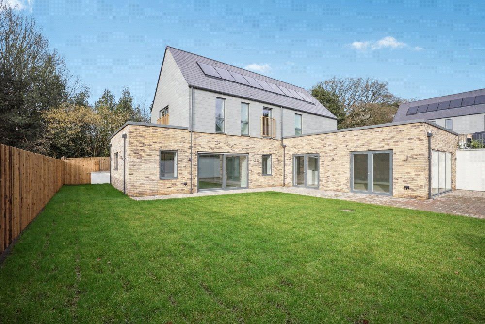 Property photo 2 of 17 Picture 2