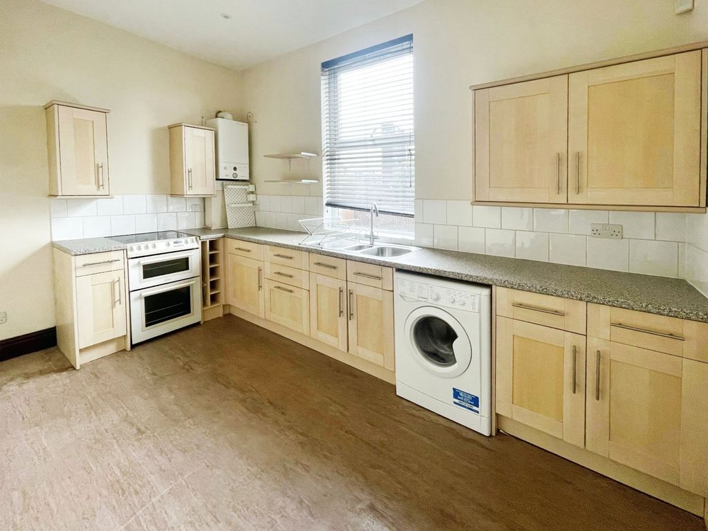 Property photo 2 of 9 Picture No. 25