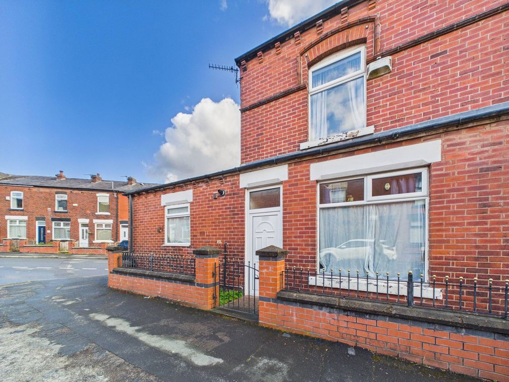 Property photo 1 of 23