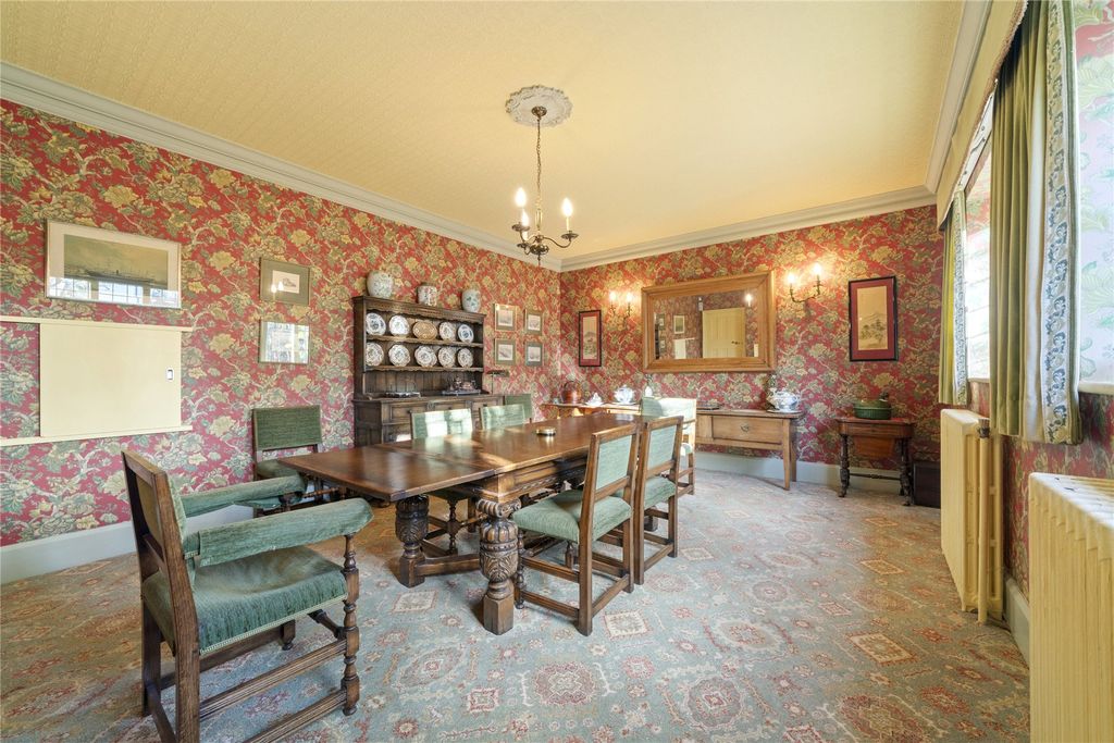 Additional image 7 of 8 bed detached house for saleDetillens Lane, Oxted, Surrey RH8