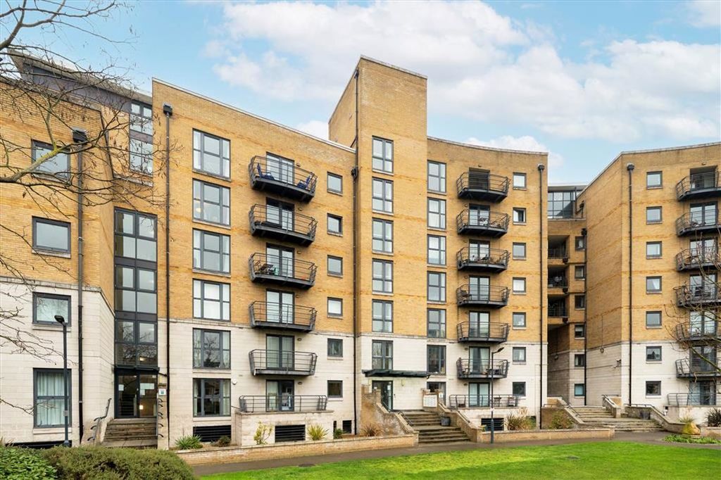 Property photo 1 of 5