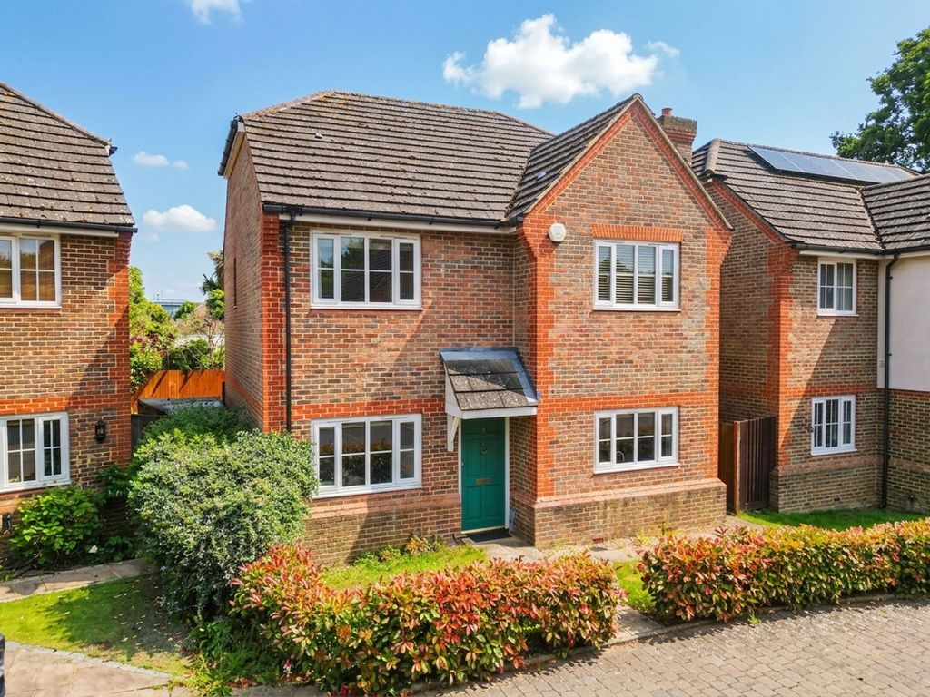 Property photo 1 of 31